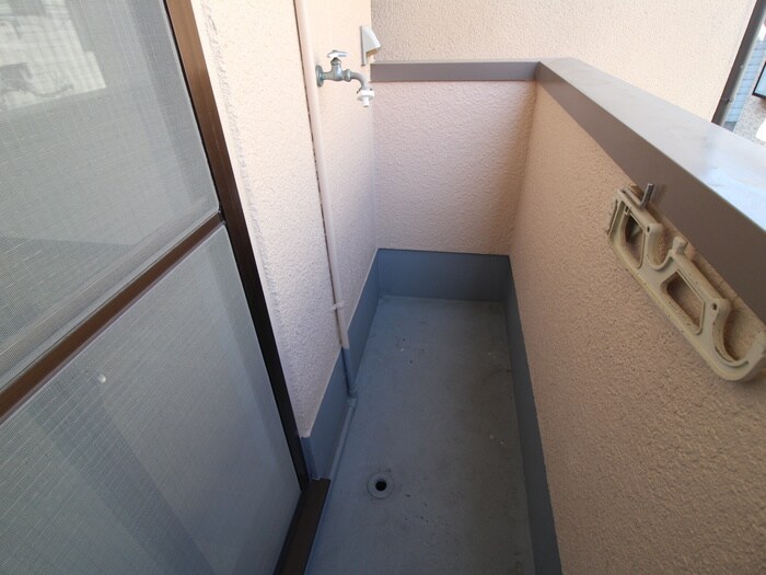 物件内観写真13　(洗濯機置場)