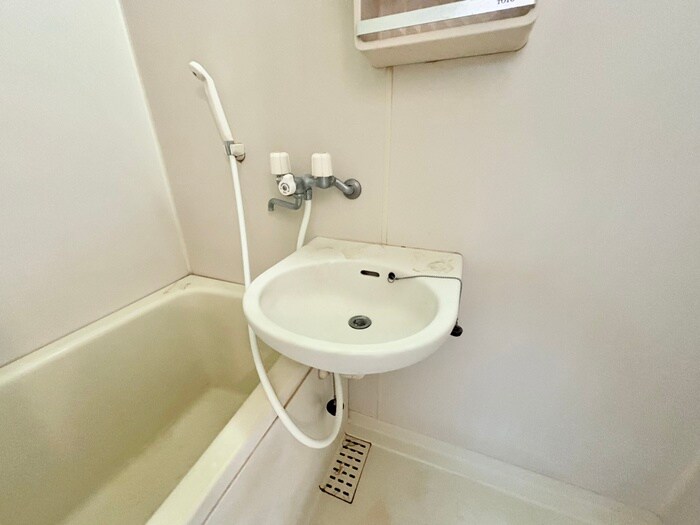 物件内観写真11　(洗面)