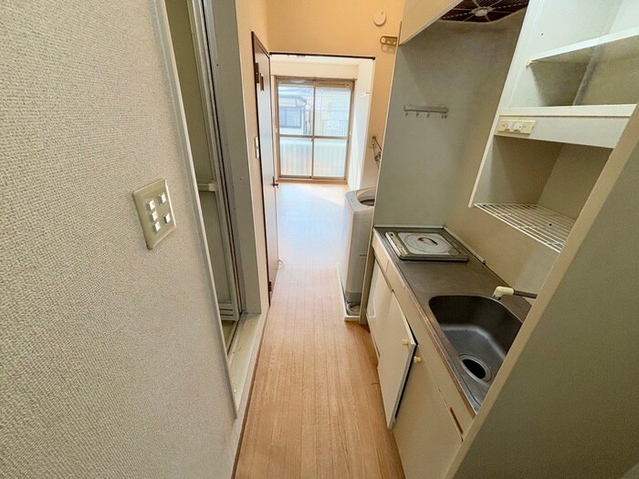 物件内観写真18　(廊下)