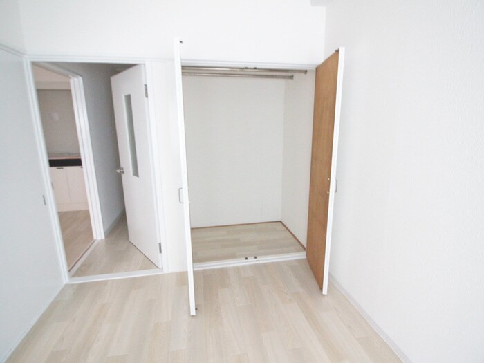 物件内観写真13　(収納)
