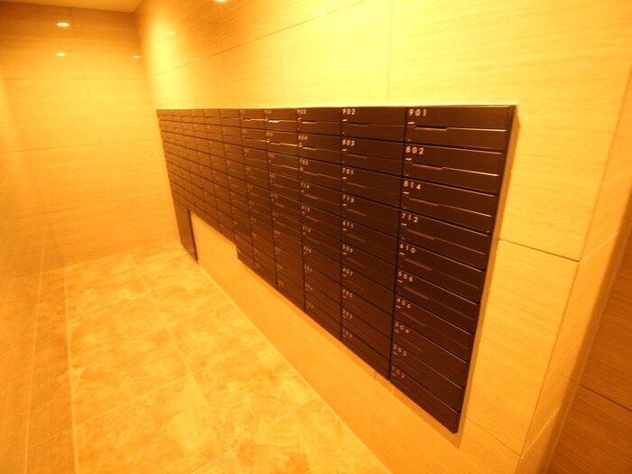 物件外観写真6　(建物設備)