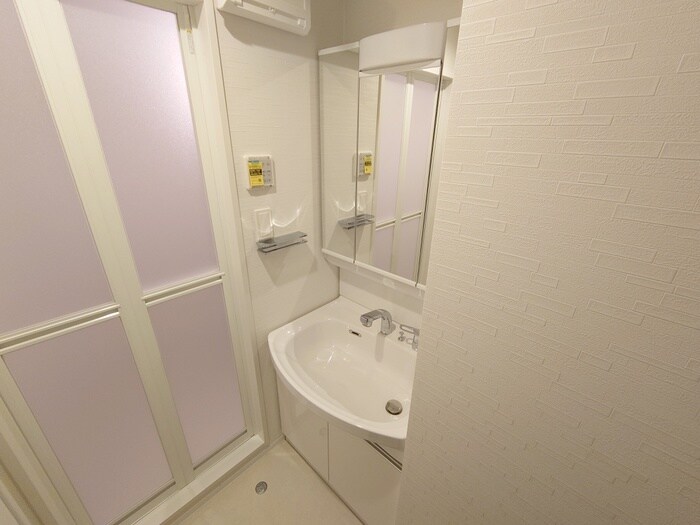 物件内観写真10　(洗面)