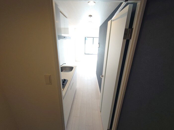 物件内観写真12　(廊下)