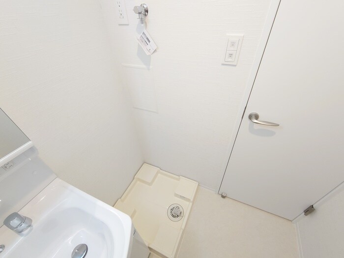 物件内観写真18　(収納)