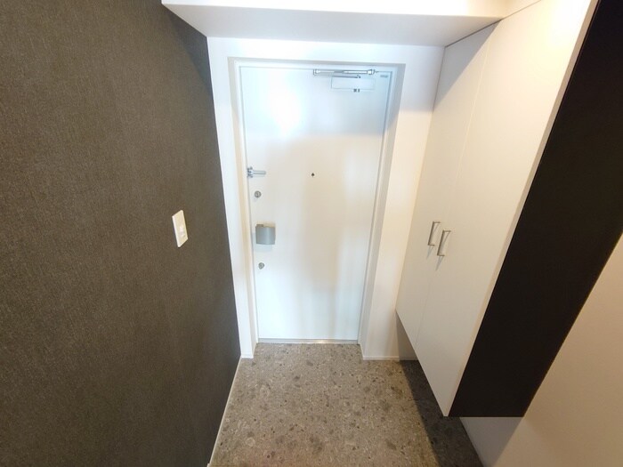 物件内観写真19　(玄関)
