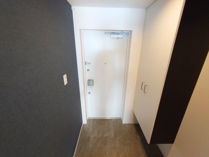 物件内観写真19　(玄関)