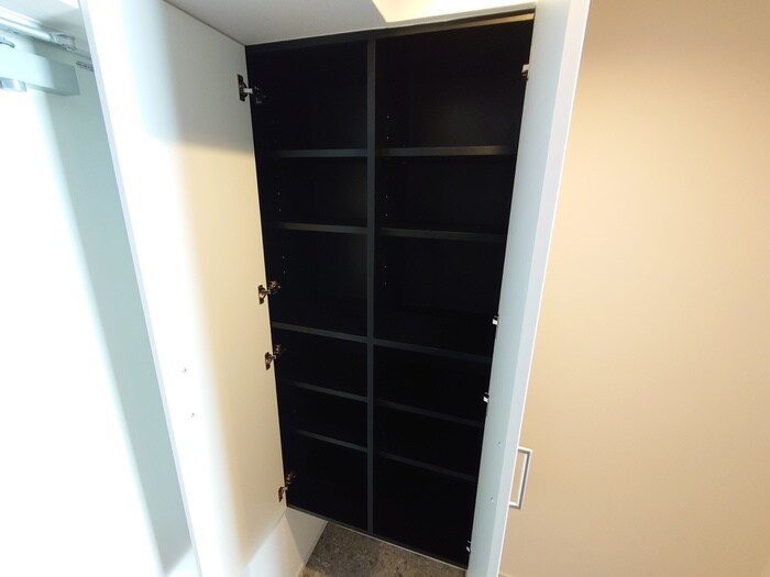 物件内観写真20　(靴箱)