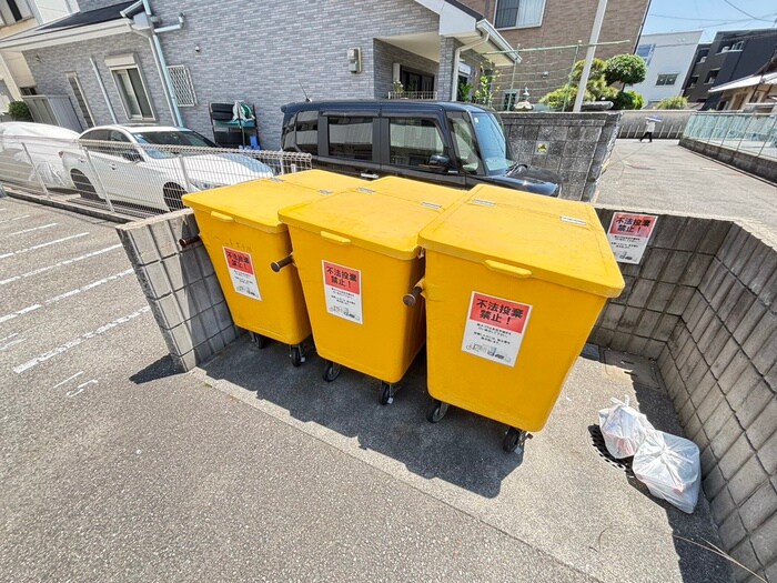 物件外観写真4　(建物設備)