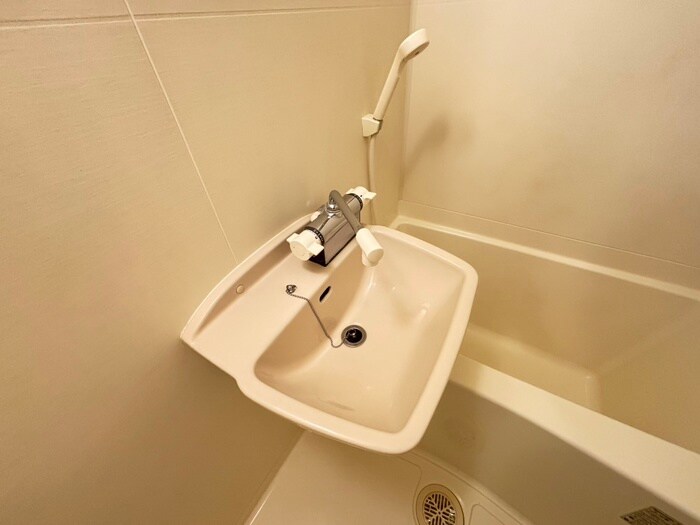 物件内観写真13　(洗面)