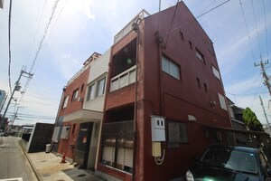 花田マンション外観写真