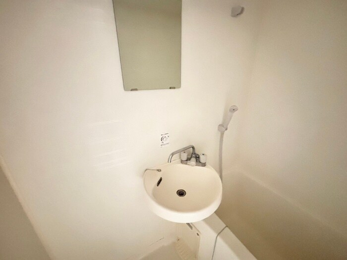 物件内観写真12　(洗面)