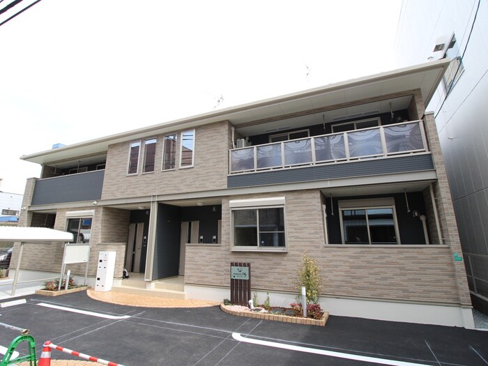 物件外観写真1　(外観写真)