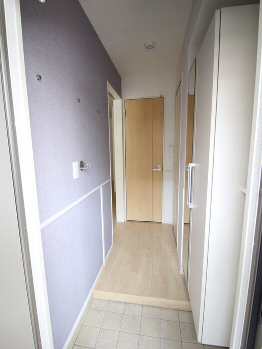 物件内観写真17　(廊下)