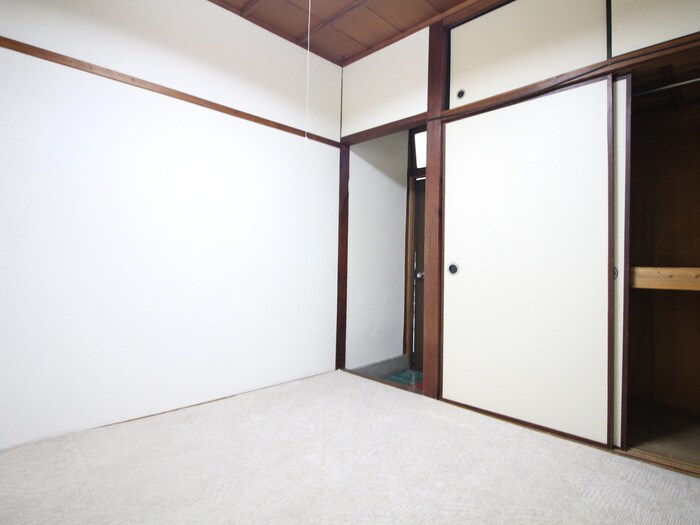 物件内観写真18　(居室)