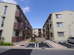 カーサルミノサドゥーエ外観写真