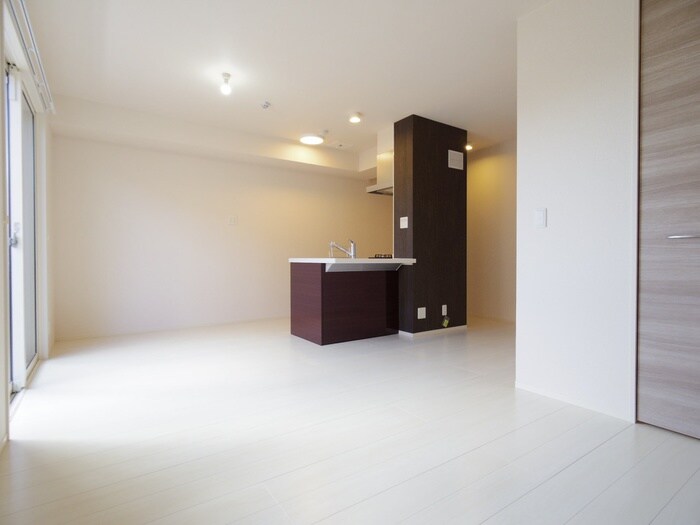 物件内観写真6　(居室)