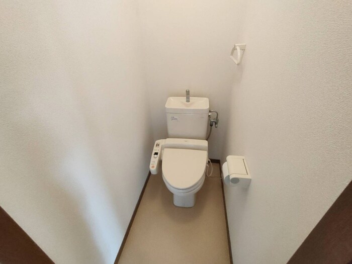 物件内観写真14　(トイレ)