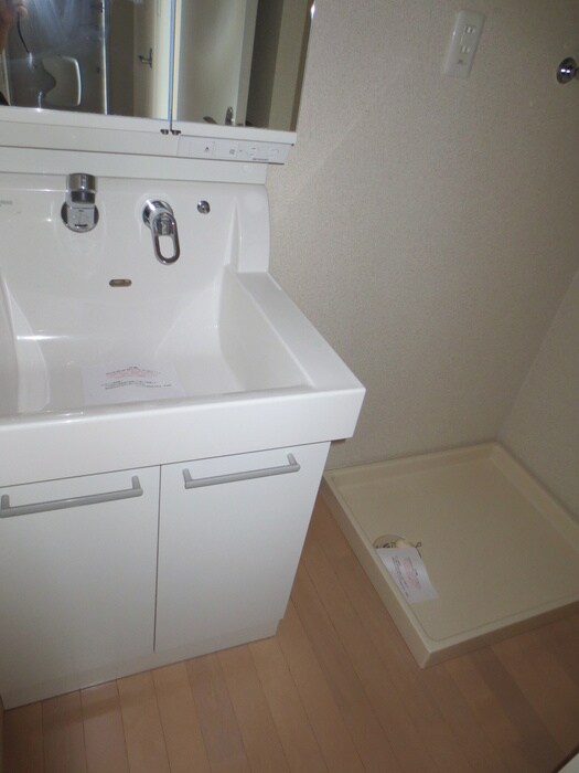 物件内観写真9　(洗面)