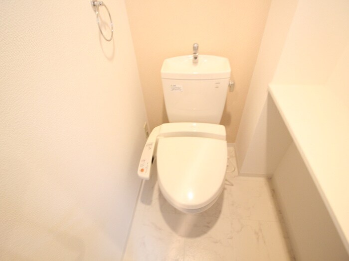 物件内観写真10　(トイレ)