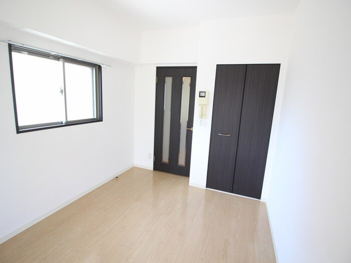 物件内観写真13　(居室)