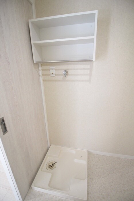 物件内観写真13　(洗濯機置場)