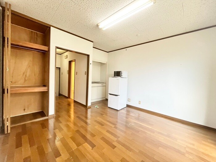 物件内観写真9　(居室)