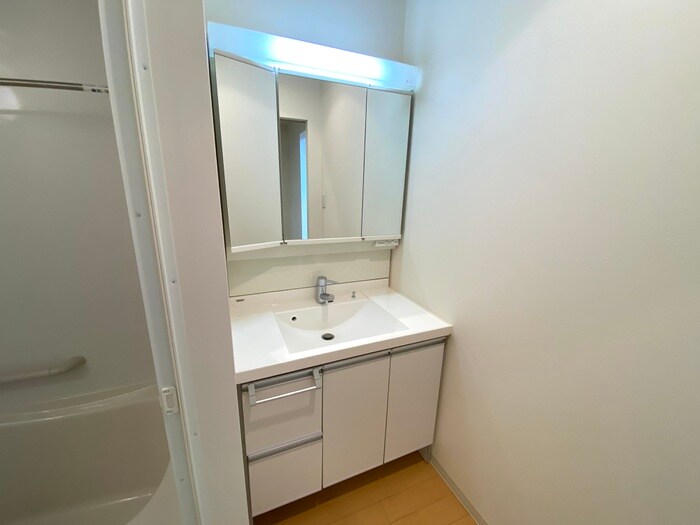 物件内観写真10　(洗面)