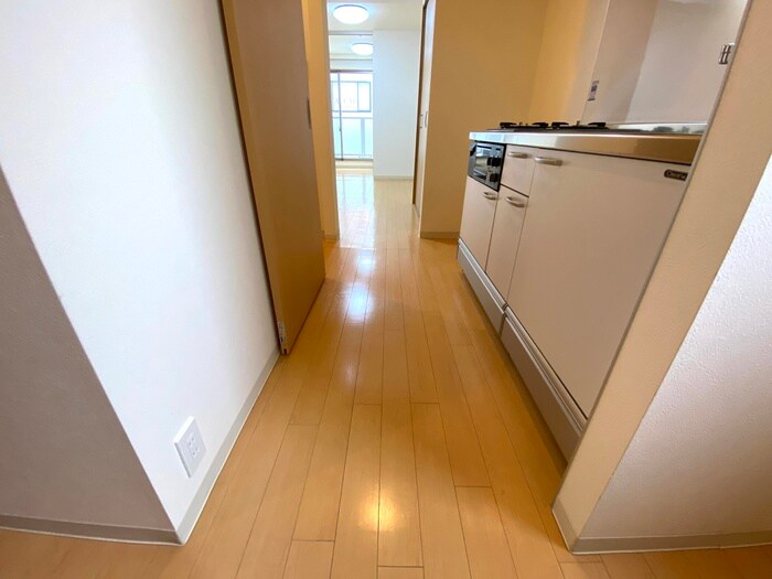 物件内観写真18　(廊下)