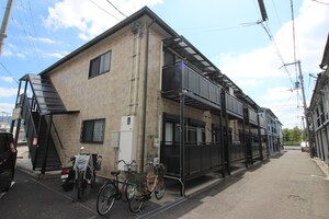 白芳荘３０号館外観写真