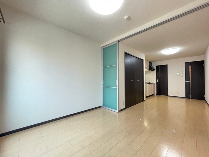 物件内観写真6　(居室)