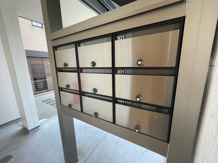 物件外観写真4　(建物設備)