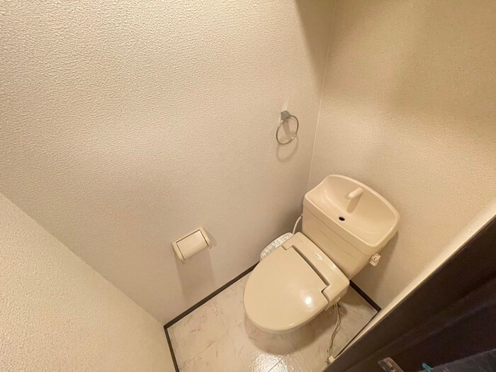 物件内観写真12　(トイレ)