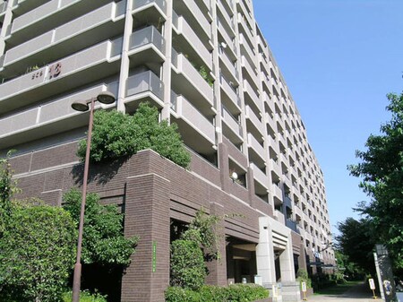 淀川ﾘﾊﾞｰｻｲﾄﾞﾀｳﾝさくら13番館外観写真