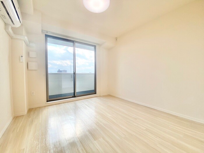 物件内観写真9　(居室)