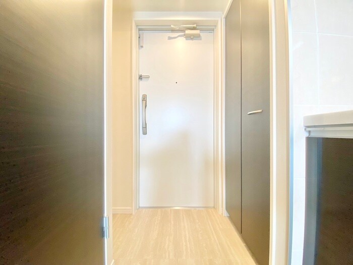 物件内観写真15　(玄関)