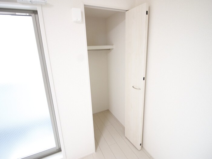 物件内観写真11　(収納)