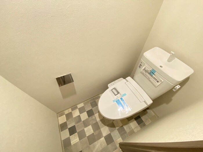 物件内観写真9　(トイレ)