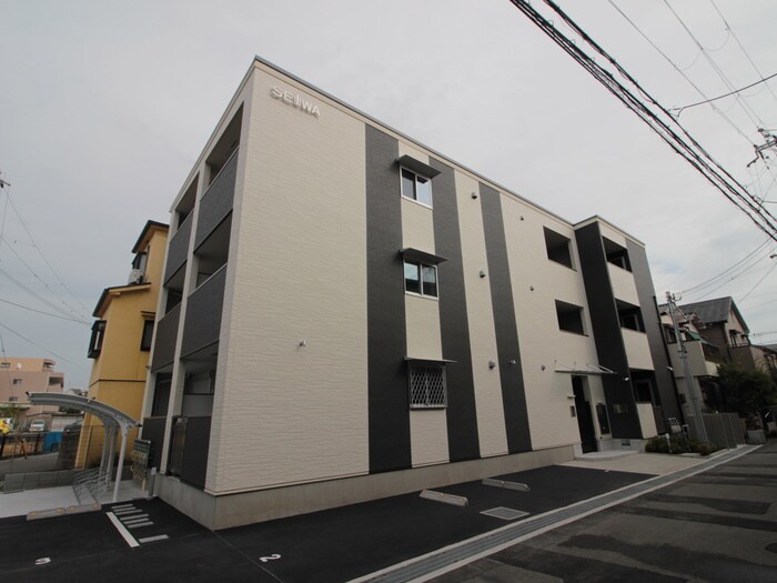 物件外観写真5　(駐車場)