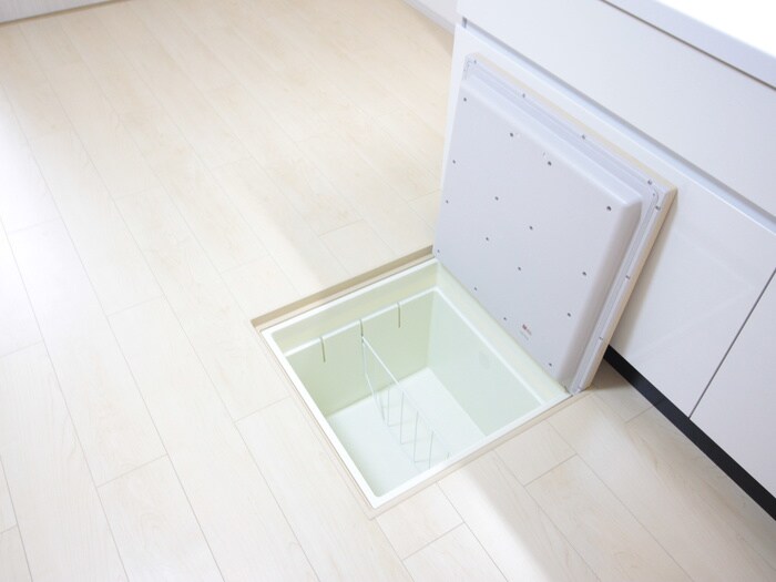 物件内観写真16　(収納)