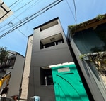 建築中