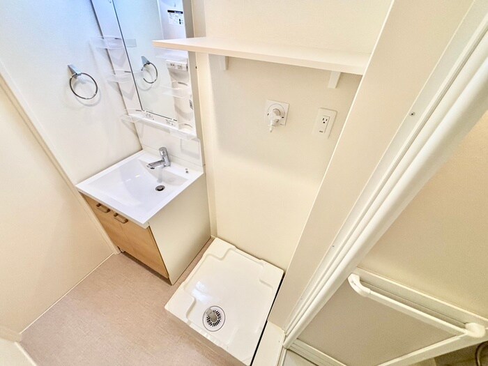 物件内観写真17　(洗濯機置場)