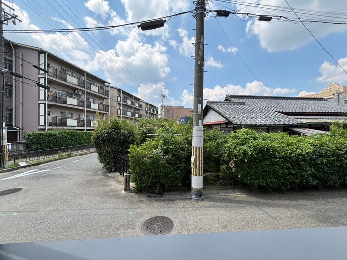 物件内観写真22　(室内からの展望)