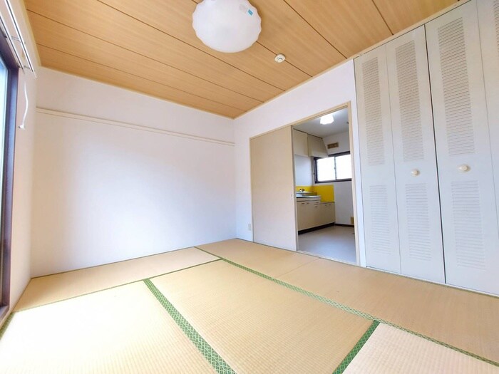 物件内観写真5　(居室)