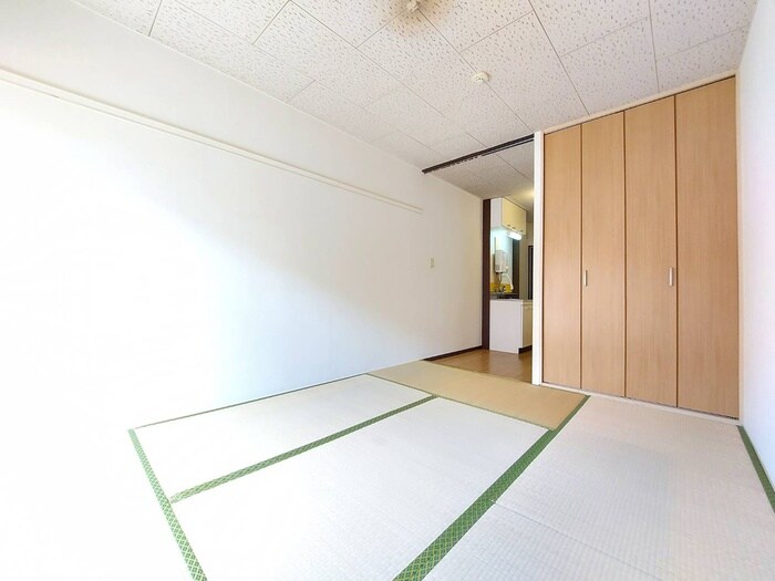 物件内観写真5　(居室)