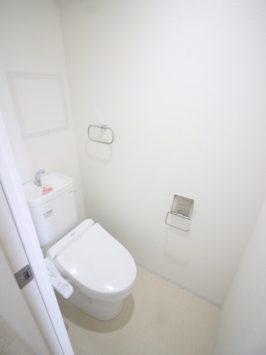 物件内観写真13　(トイレ)