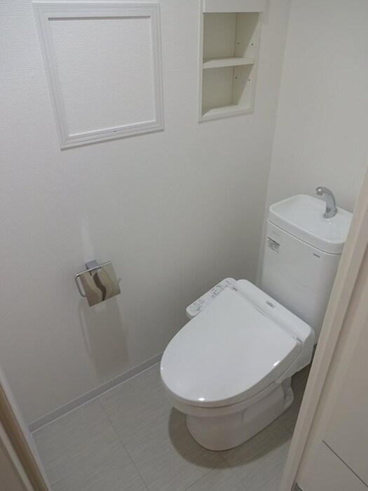 物件内観写真14　(トイレ)