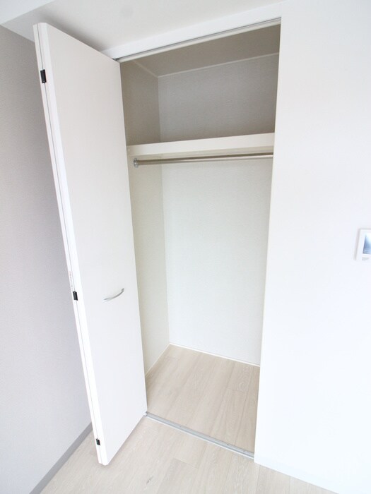物件内観写真15　(収納)