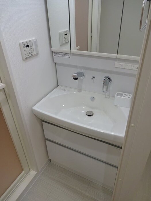 物件内観写真16　(洗面)