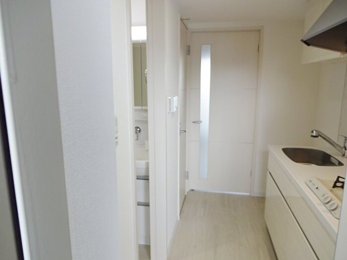 物件内観写真17　(廊下)