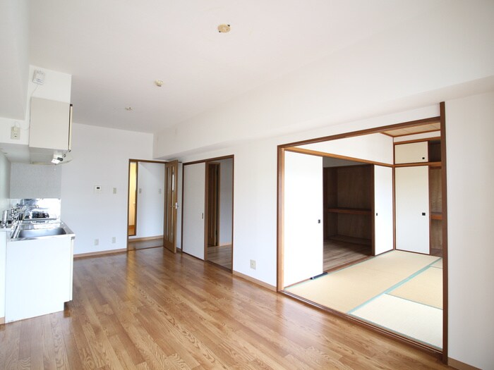 物件内観写真7　(居室)